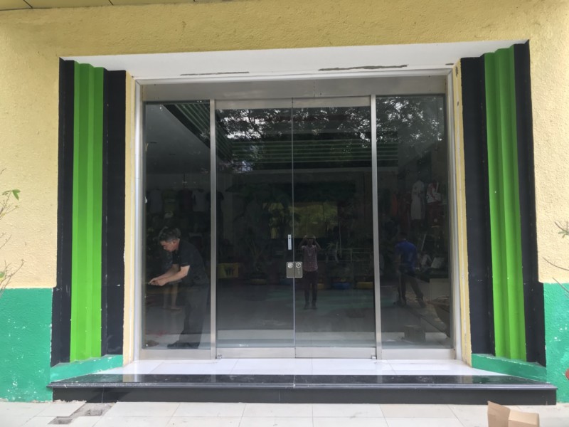 Công trình cửa tự động nhà thi đấu Phú Thọ Quận 10