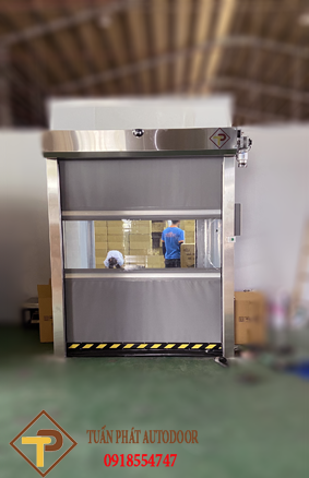 Cửa cuốn nhanh TPD-1500 lắp đặt kcn Lê Minh Xuân 2