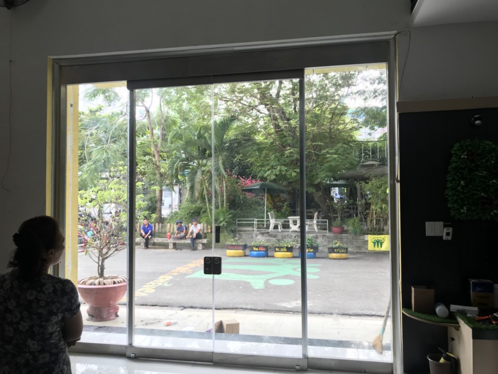 Công trình cửa tự động nhà thi đấu Phú Thọ Quận 10